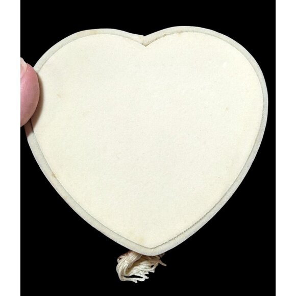 Coquette Regency Velvet Pearl White Heart Trinket Box - Picture 4 of 10